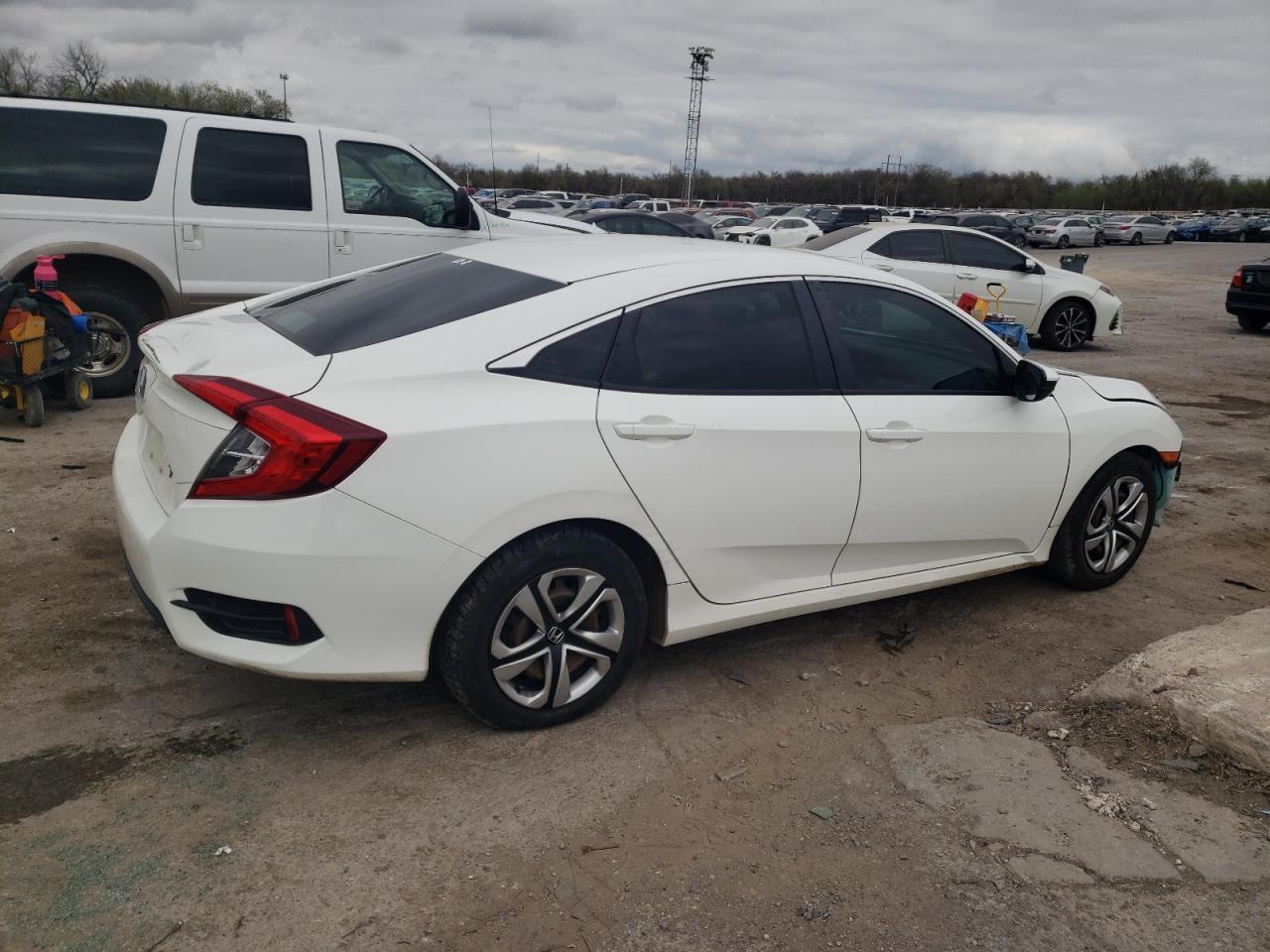 2017 HONDA CIVIC LX - Image 3