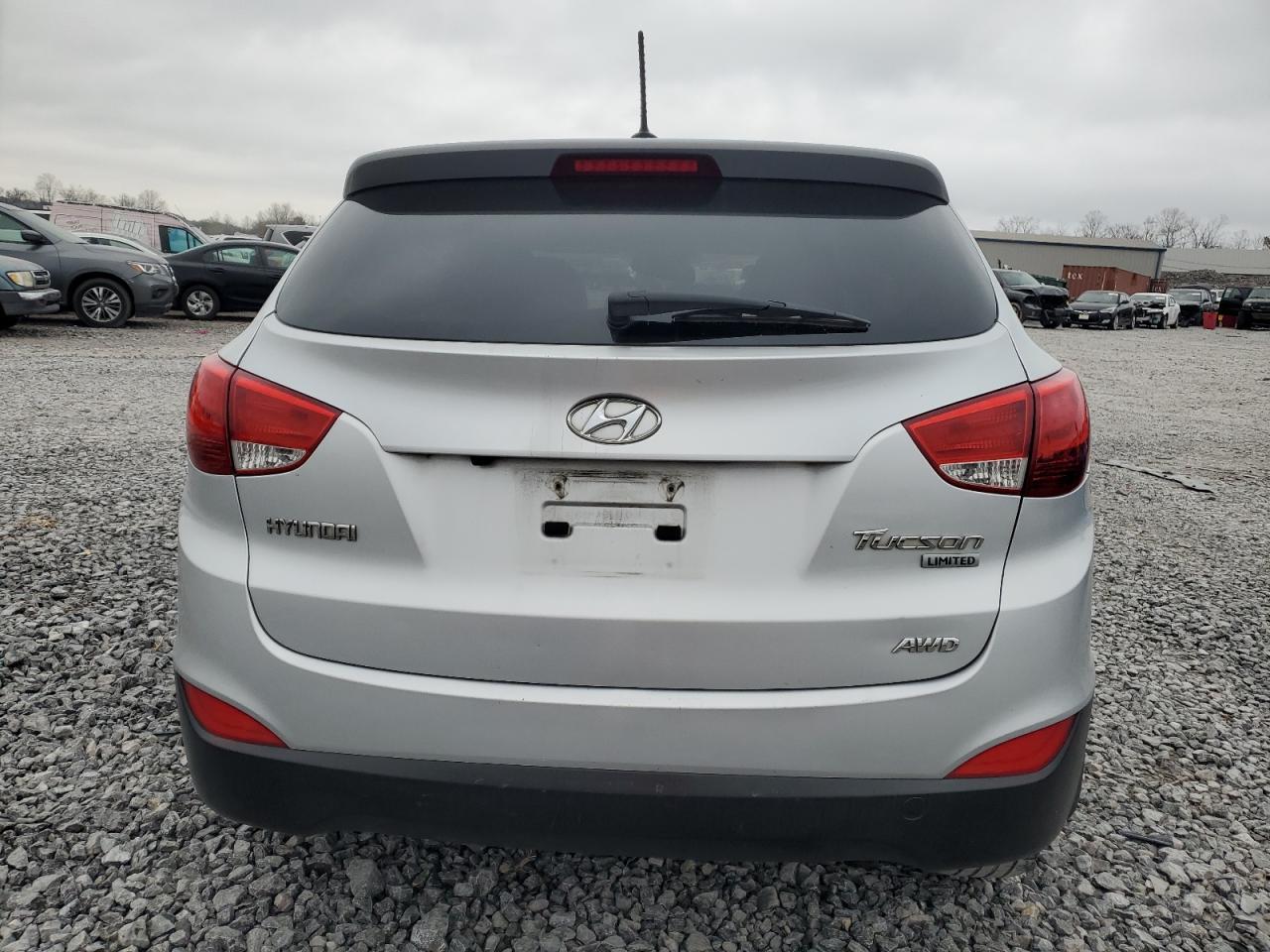 2012 HYUNDAI TUCSON GLS - Image 6