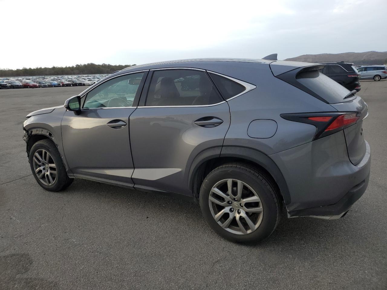 2016 LEXUS NX 200T BA - Фото 2