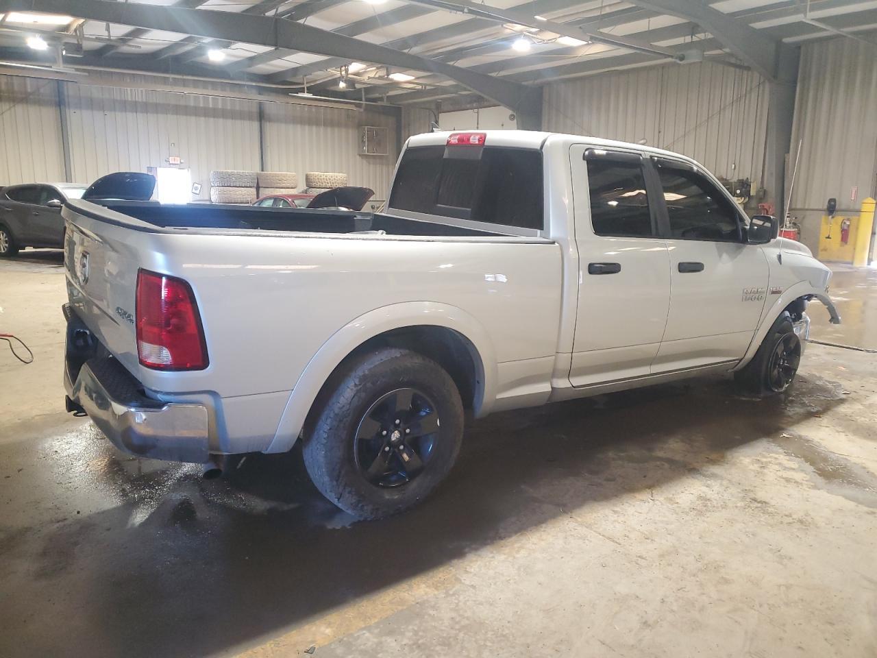 2014 RAM 1500 SLT - Фото 3