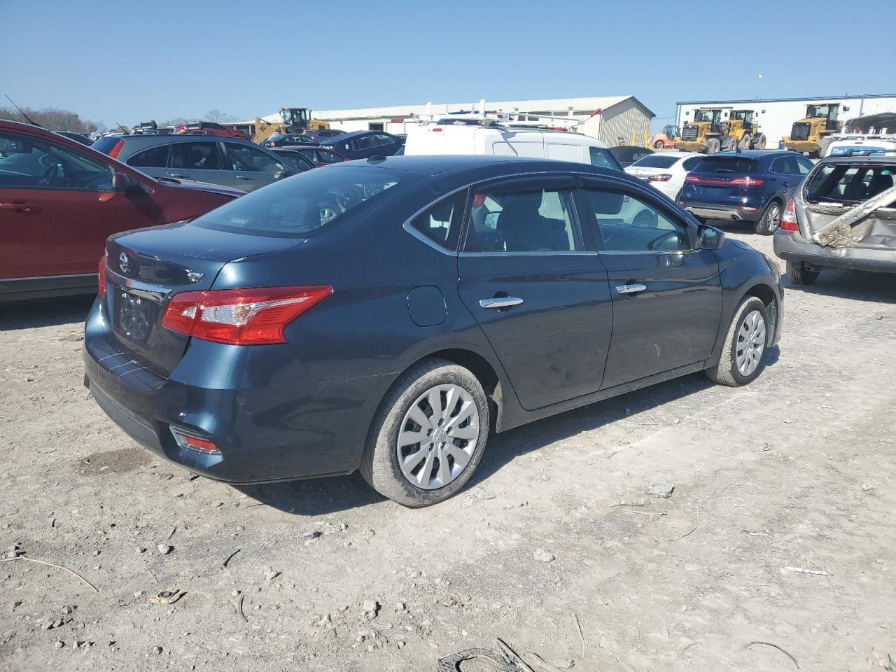 2016 NISSAN SENTRA S - Фото 3