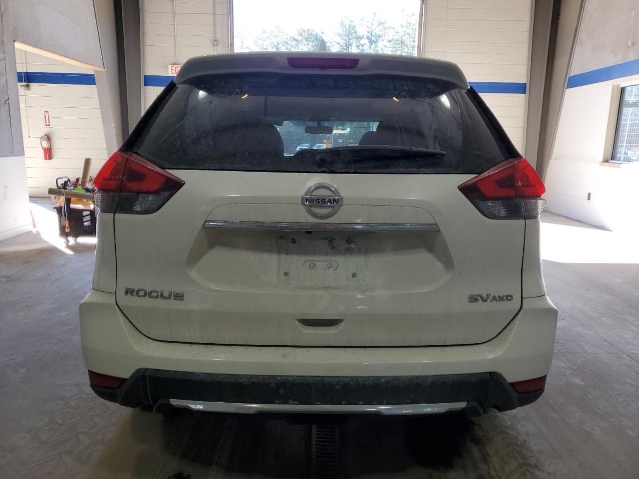 2018 NISSAN ROGUE S - Image 6