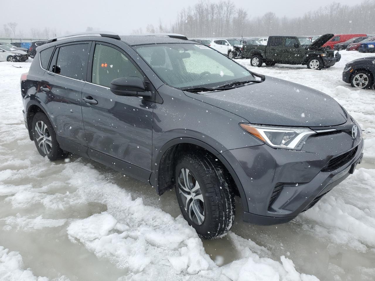2016 TOYOTA RAV4 LE - Image 4