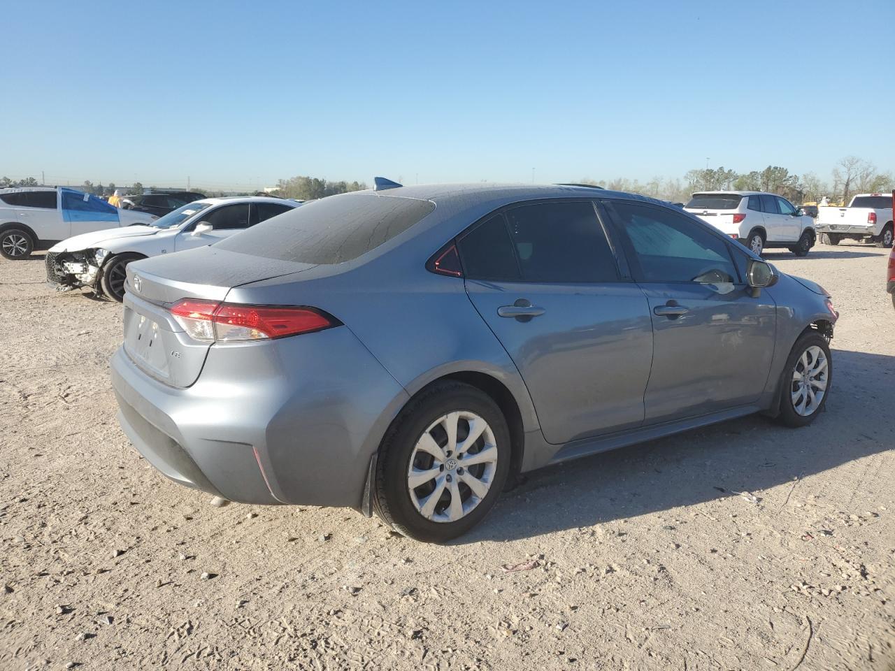 2022 TOYOTA COROLLA LE - Image 3