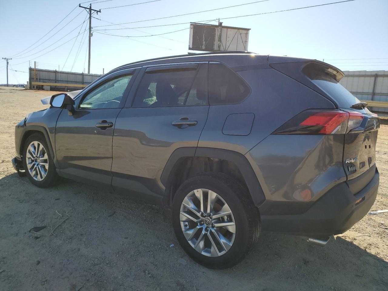 2024 TOYOTA RAV4 XLE P - Image 2