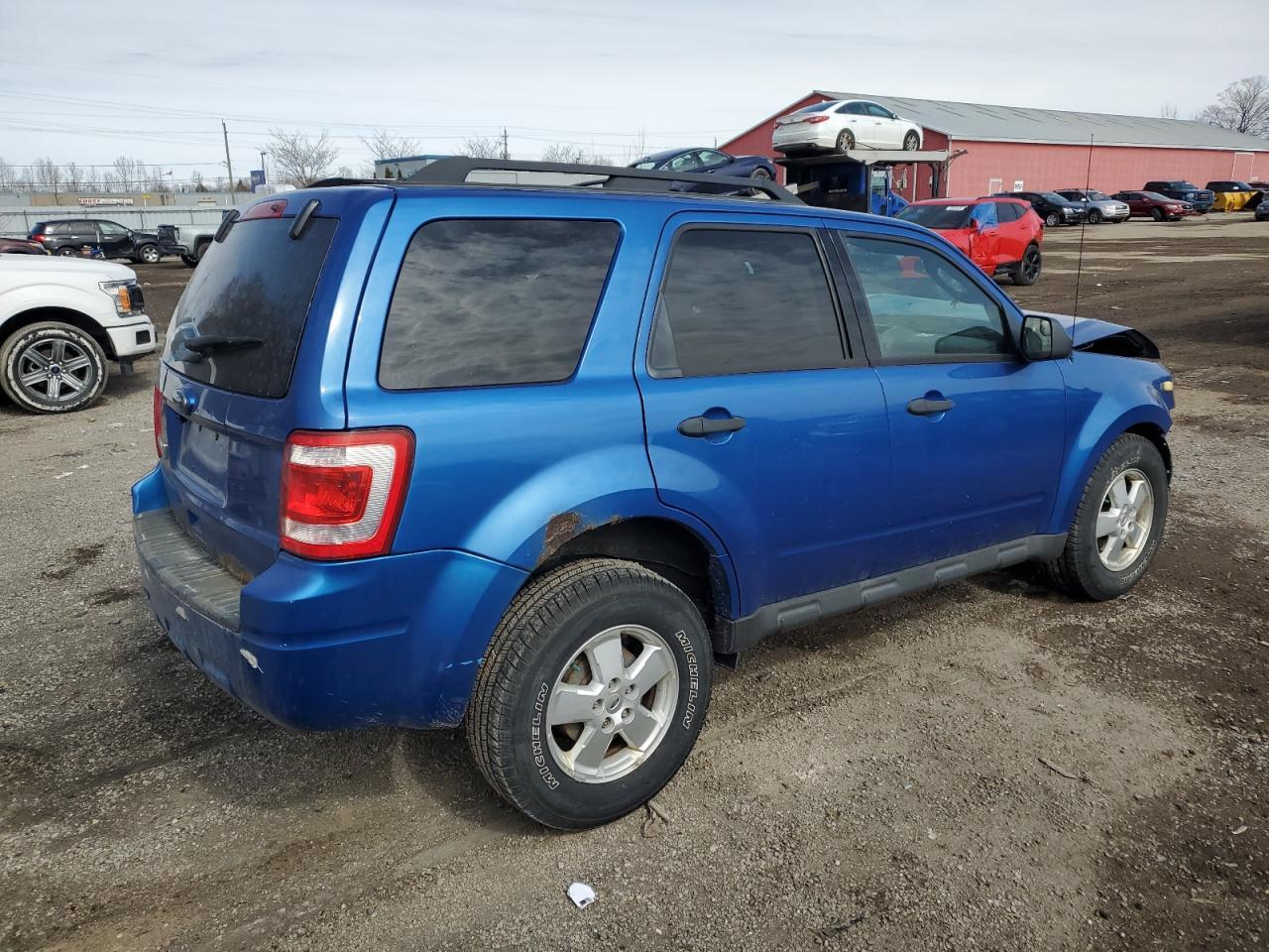 2012 FORD ESCAPE XLT - Image 3