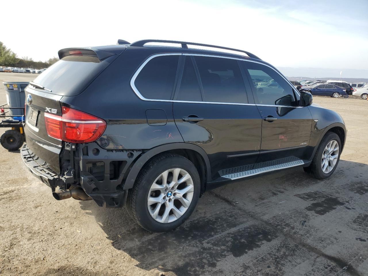 2013 BMW X5 XDRIVE3 - Фото 3