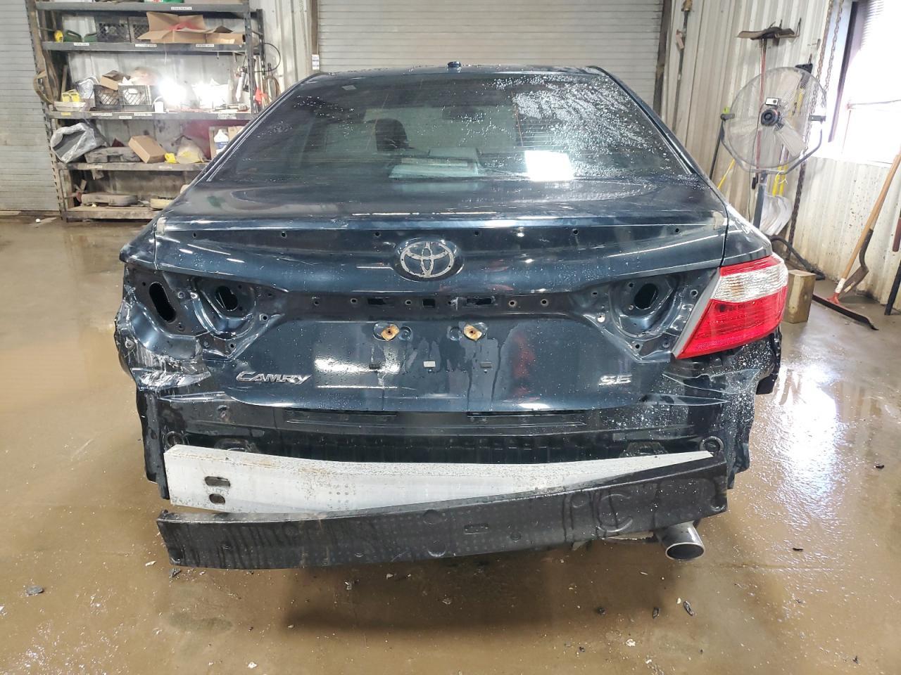 2015 TOYOTA CAMRY LE - Фото 6