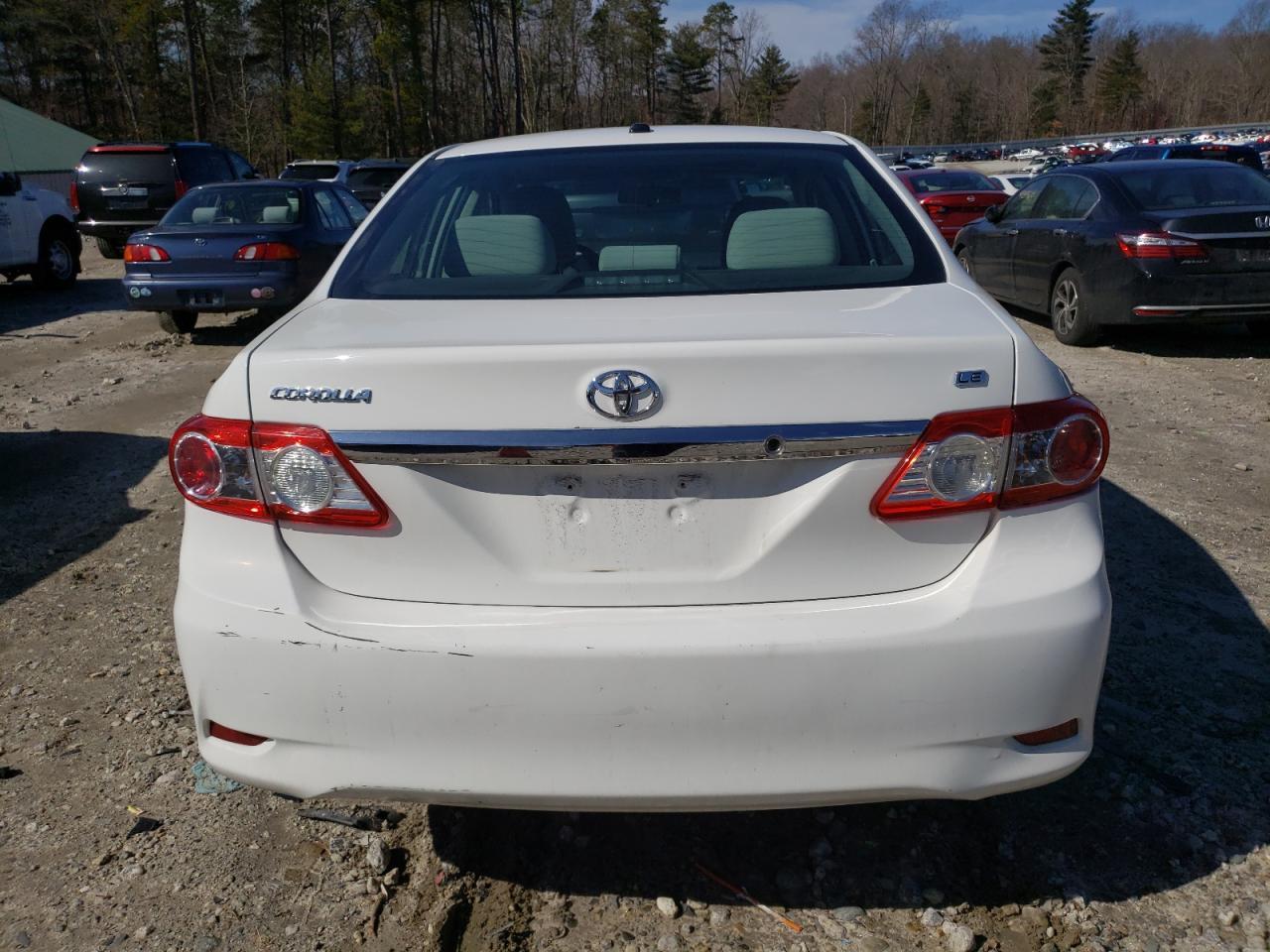 2013 TOYOTA COROLLA BA - Image 6