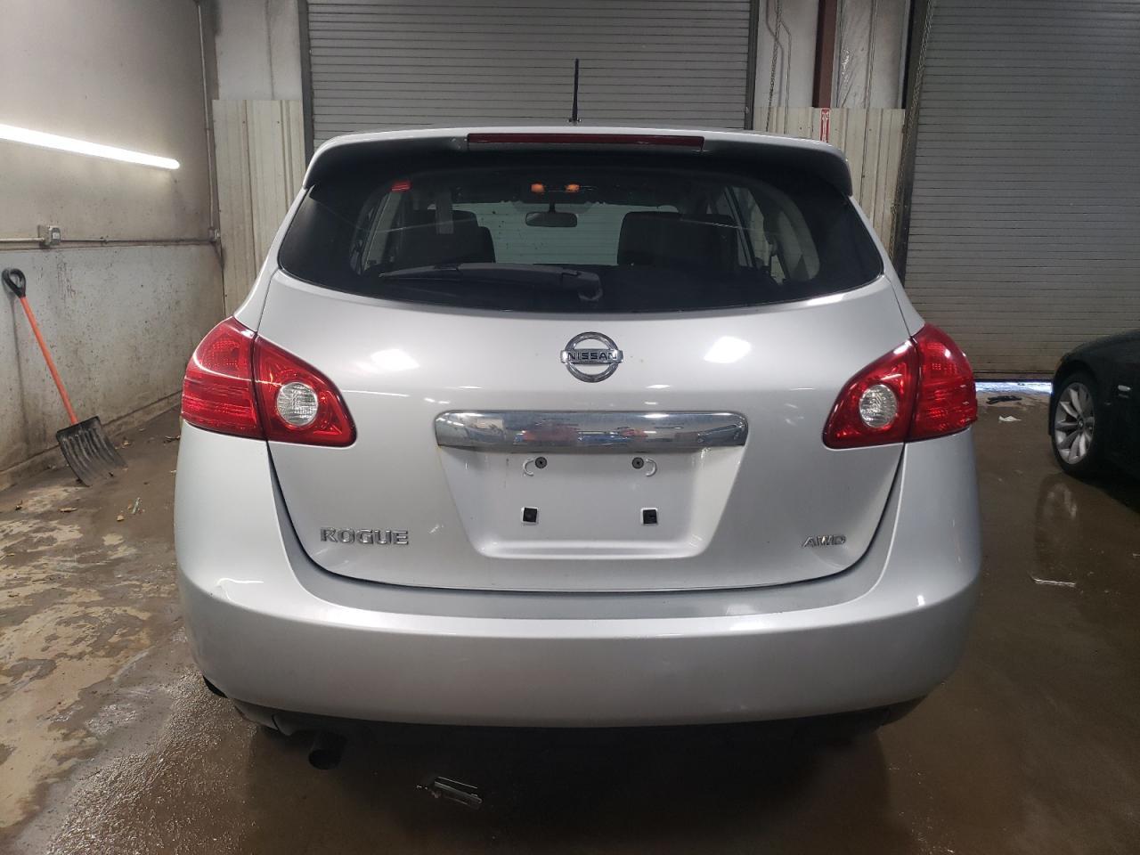 2013 NISSAN ROGUE S - Фото 6