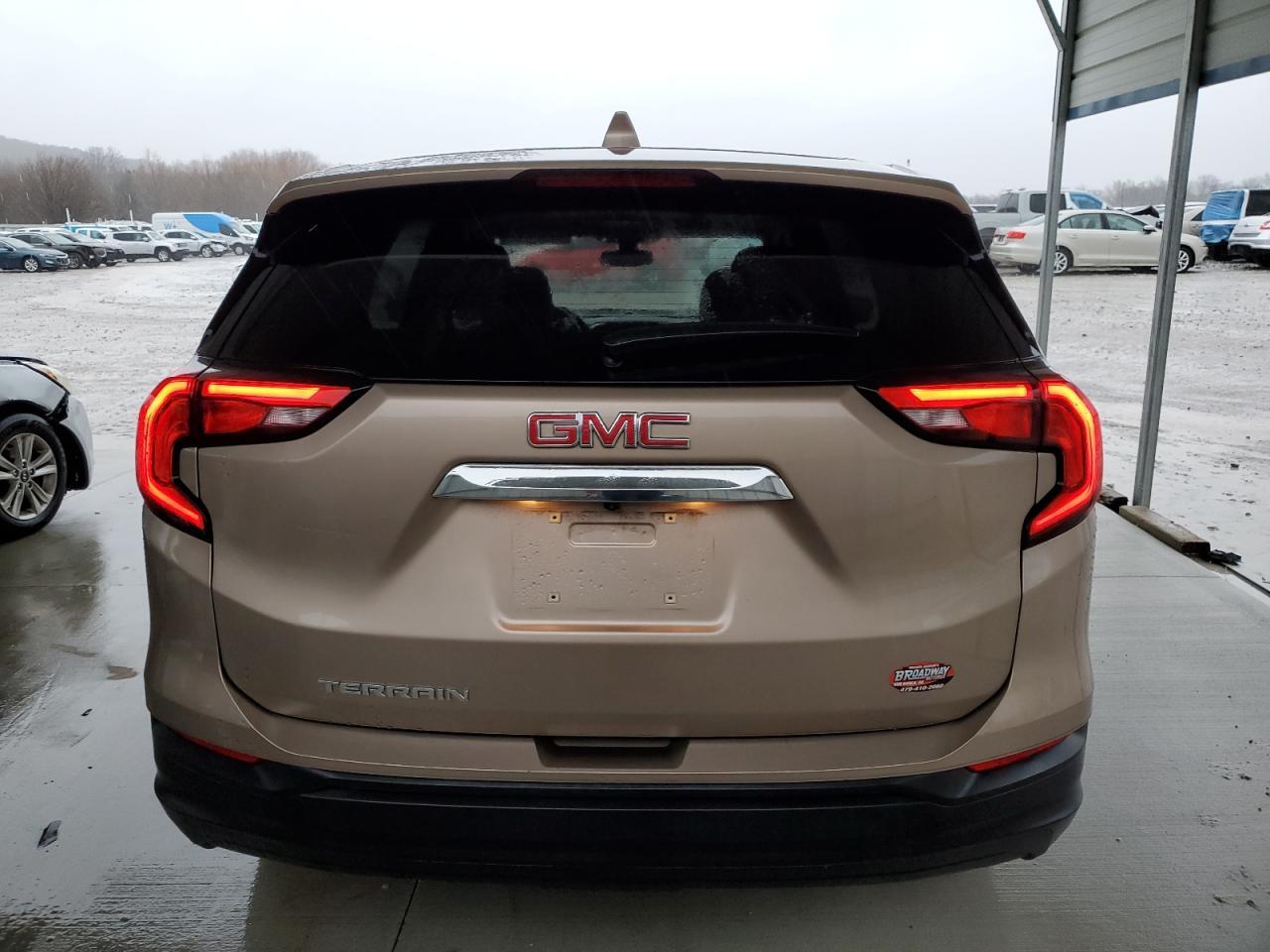 2018 GMC TERRAIN SL - Image 6