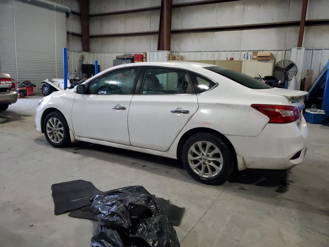 2017 NISSAN SENTRA S - Фото 2