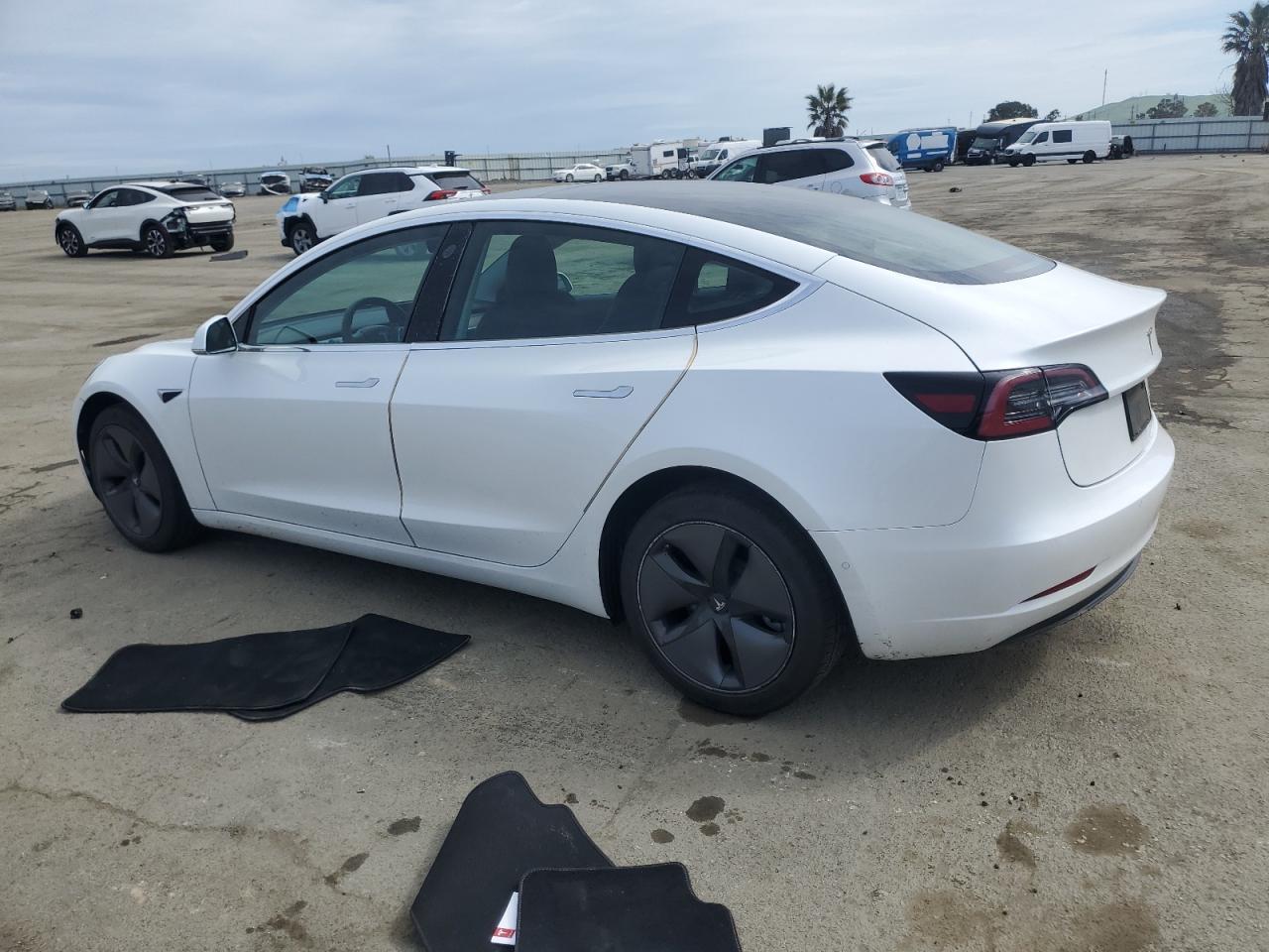 2019 TESLA MODEL 3 - Image 2