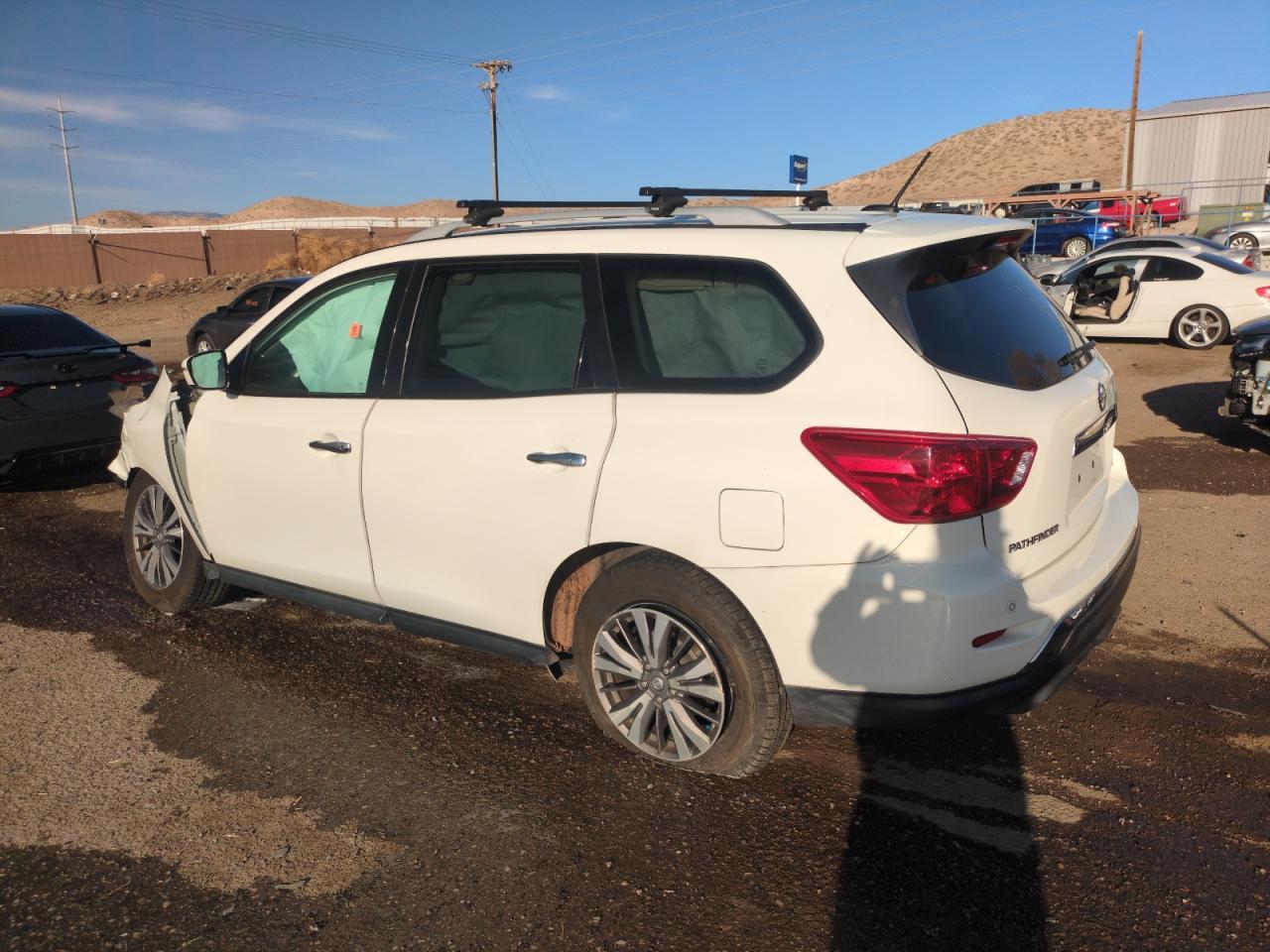 2017 NISSAN PATHFINDER - Image 2