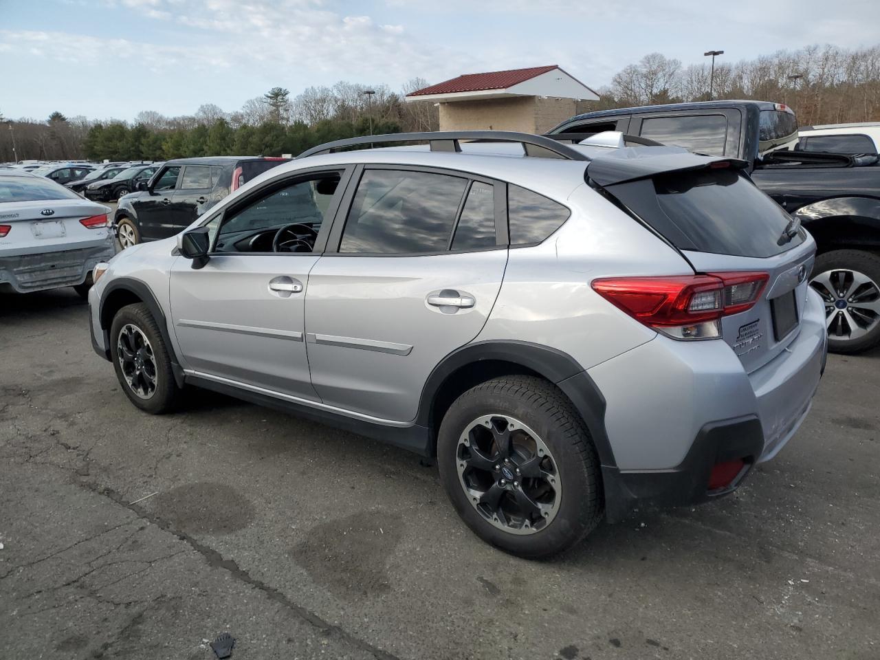 2021 SUBARU CROSSTREK - Фото 2