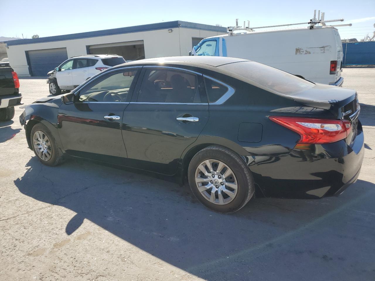 2017 NISSAN ALTIMA 2.5 - Фото 2