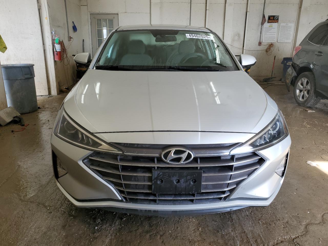 2019 HYUNDAI ELANTRA SE - Фото 5