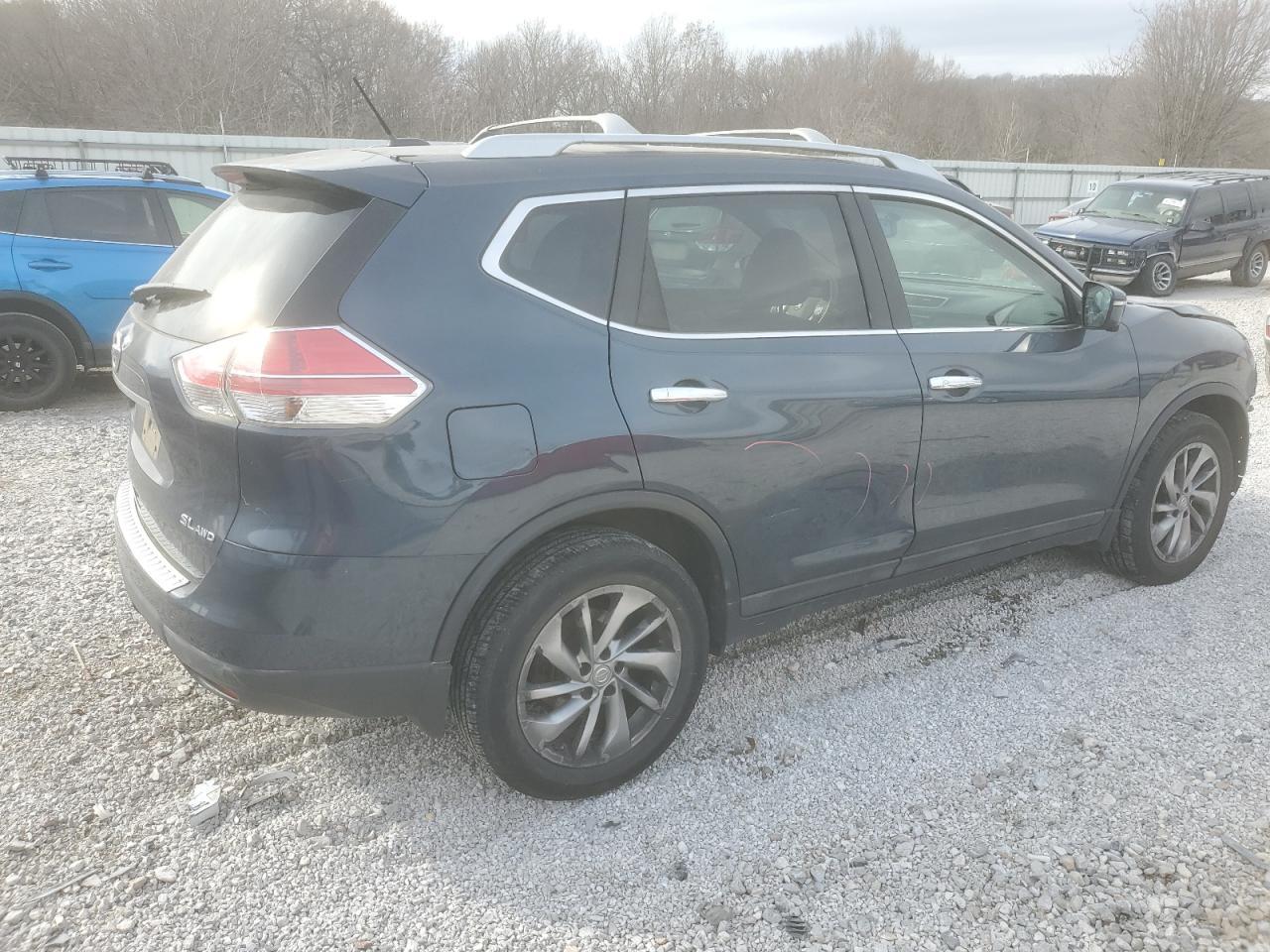 2015 NISSAN ROGUE S - Фото 3