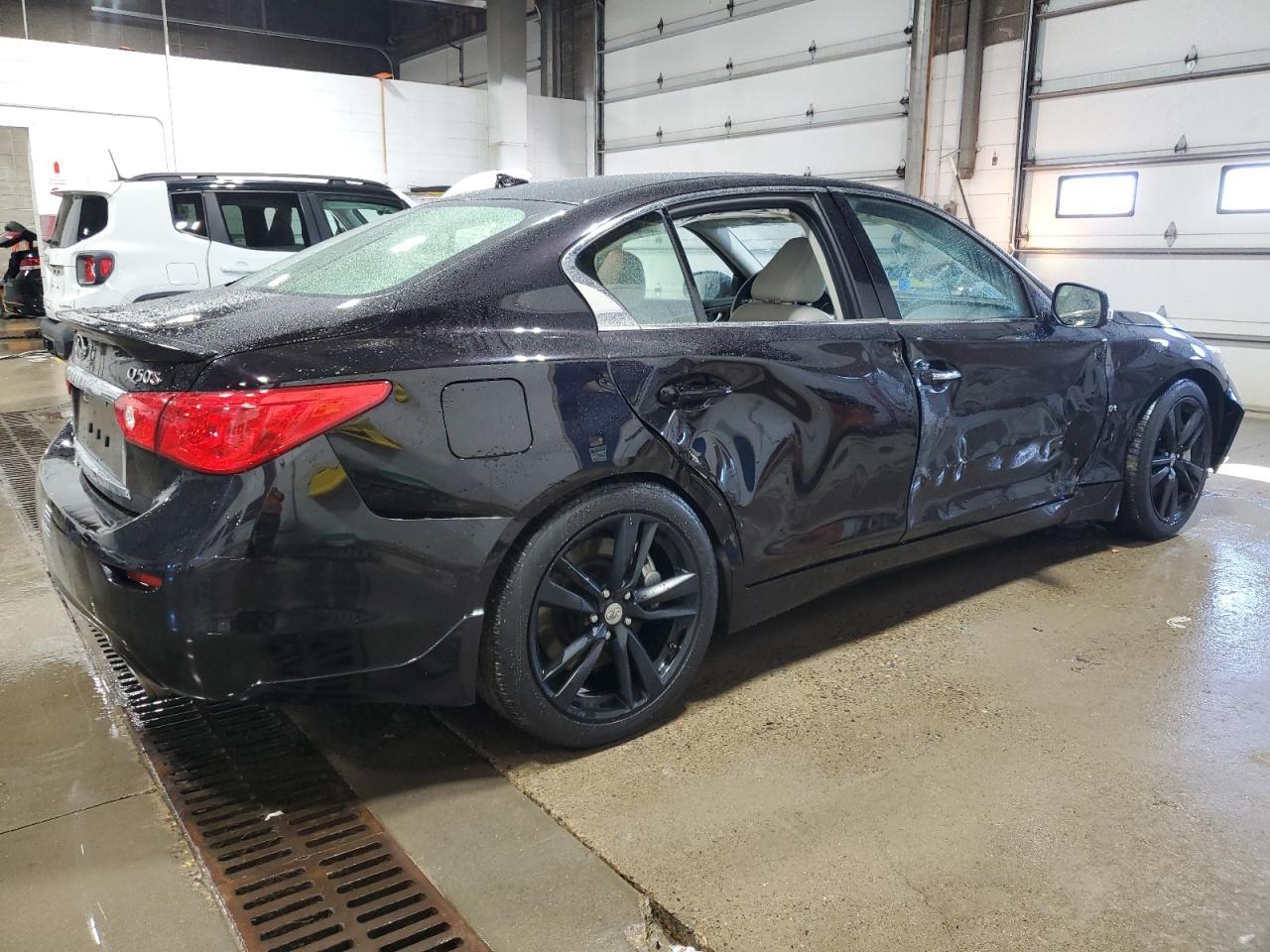 2016 INFINITI Q50 RED SP - Image 3
