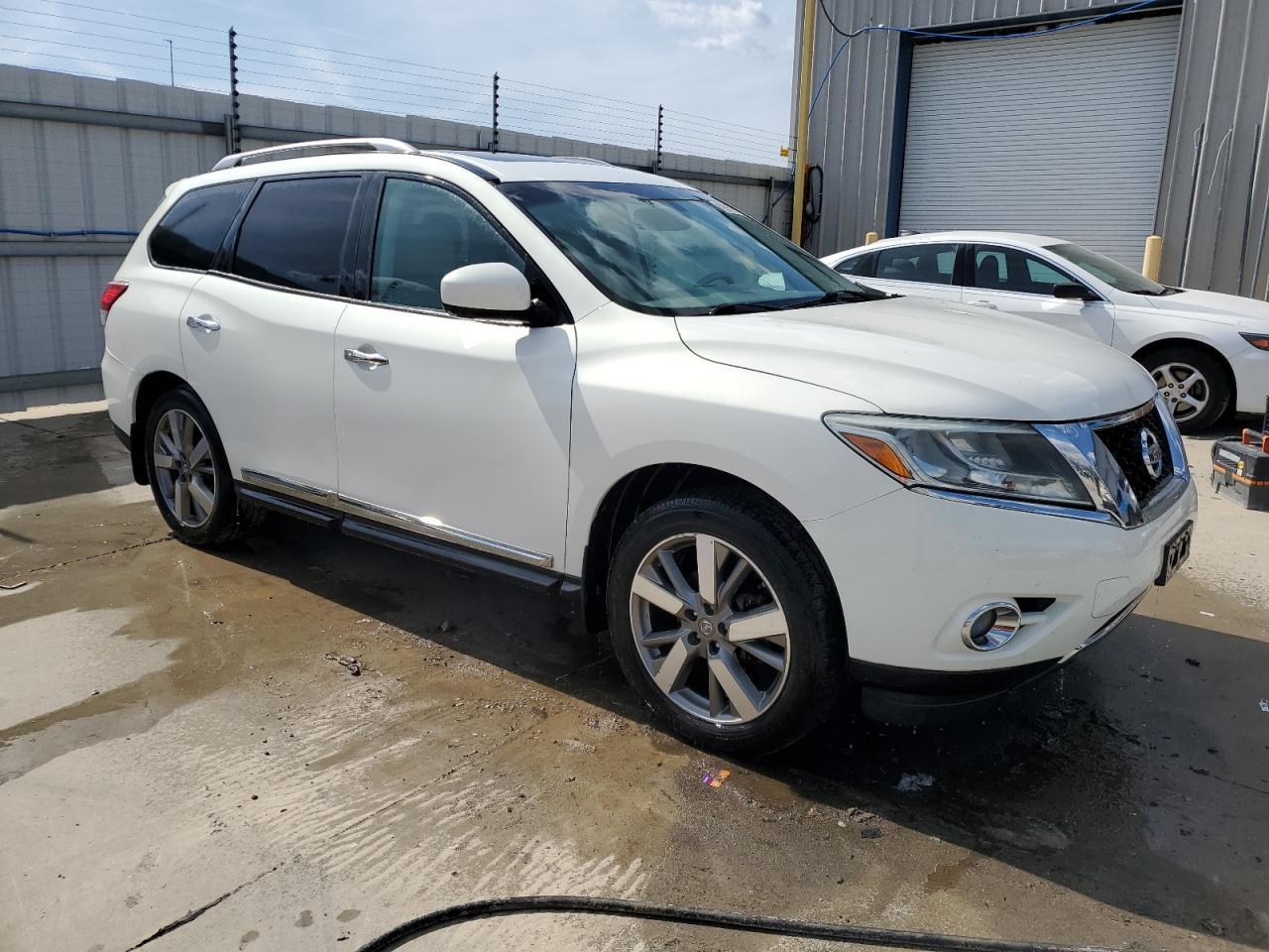 2013 NISSAN PATHFINDER - Фото 4