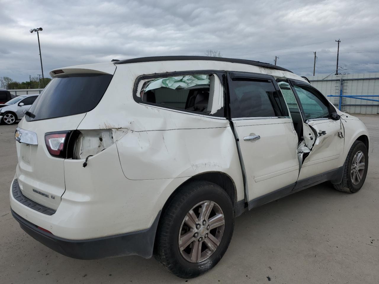 2014 CHEVROLET TRAVERSE L - Image 3