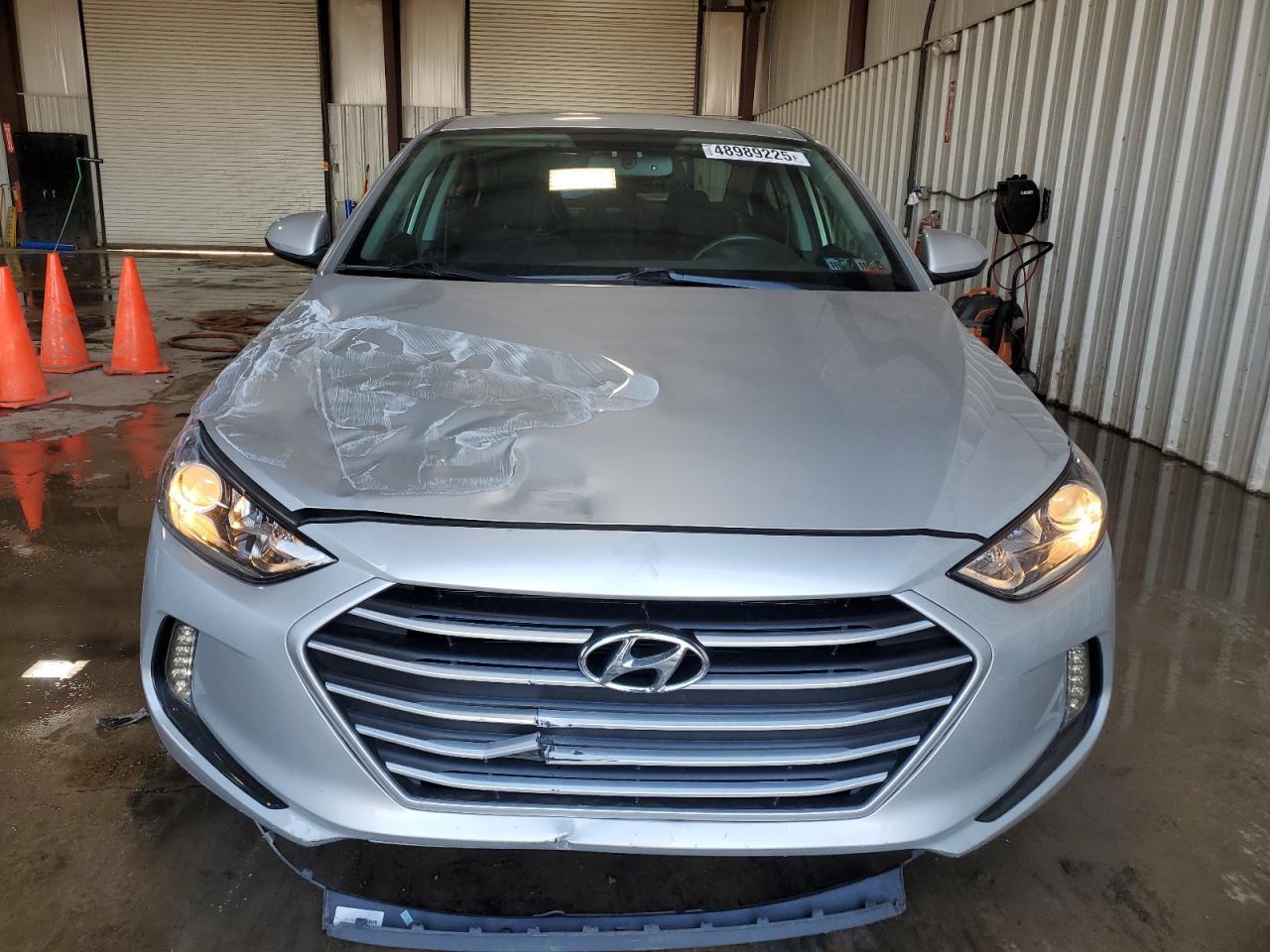 2018 HYUNDAI ELANTRA SE - Image 5