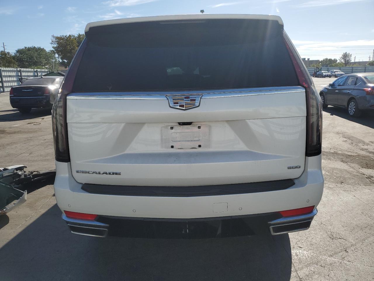 2021 CADILLAC ESCALADE E - Image 6