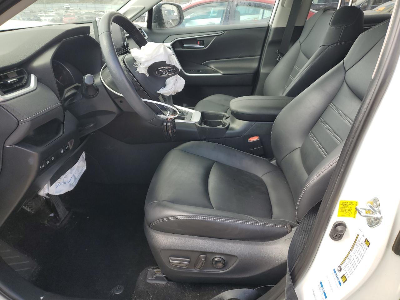 2019 TOYOTA RAV4 XLE P - Image 7