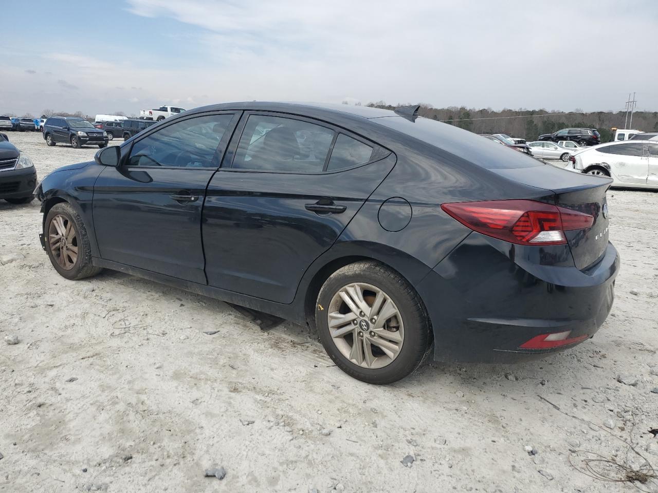 2019 HYUNDAI ELANTRA SE - Фото 2