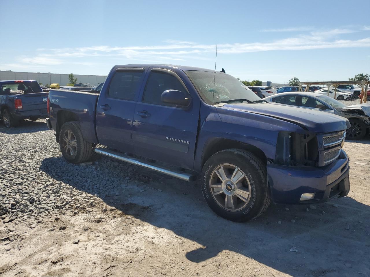 2013 CHEVROLET SILVERADO - Фото 4