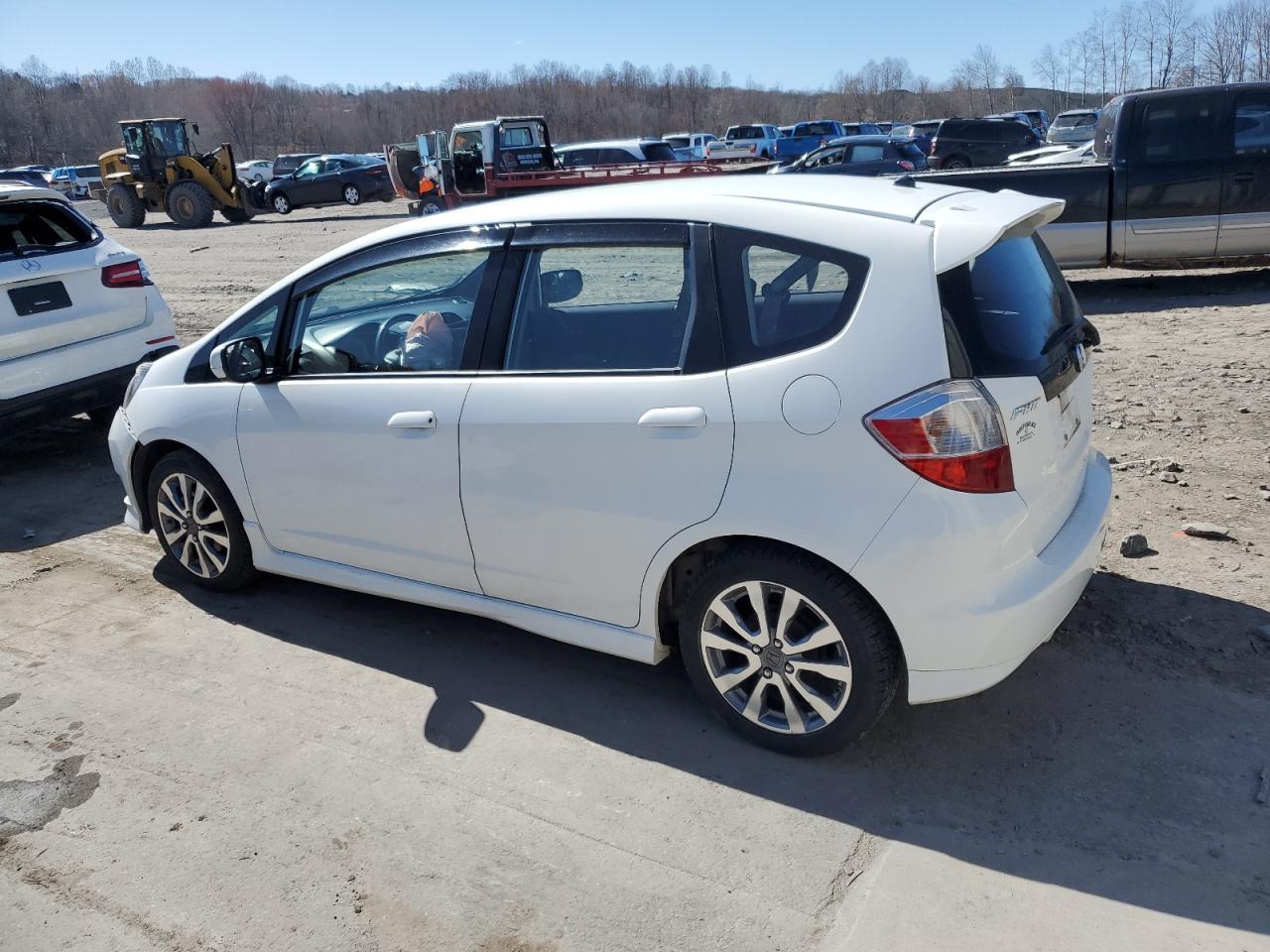 2013 HONDA FIT SPORT - Фото 2