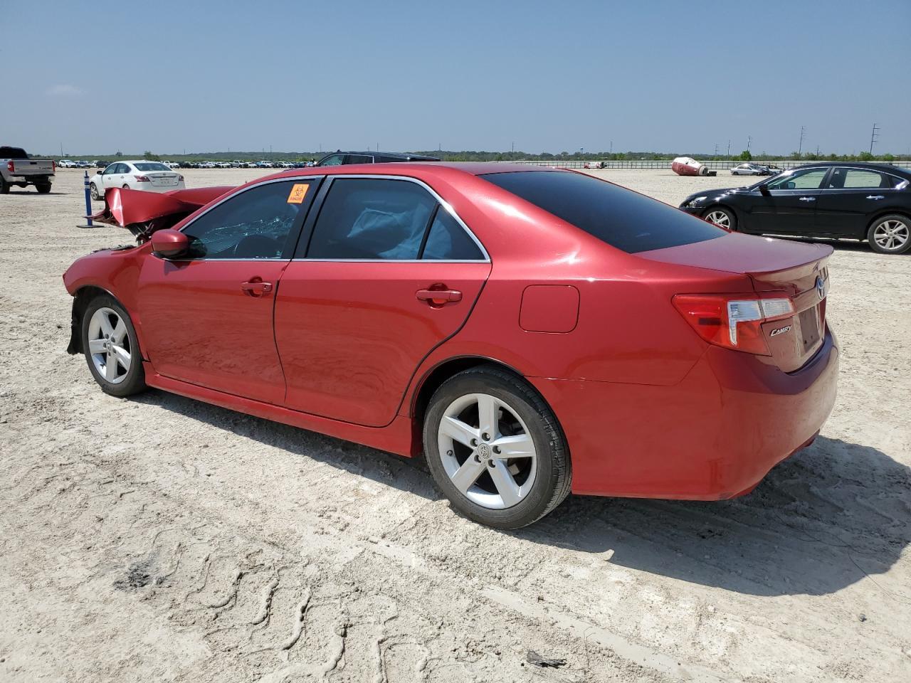 2012 TOYOTA CAMRY BASE - Фото 2