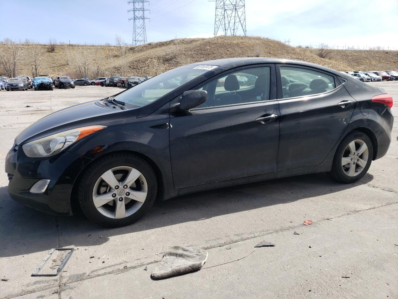 2013 HYUNDAI ELANTRA GL
