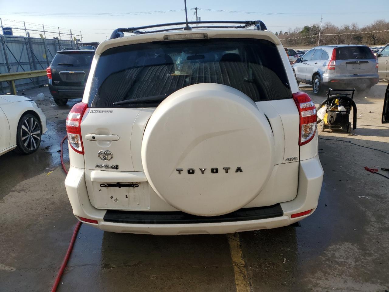 2011 TOYOTA RAV4 LIMIT - Фото 6