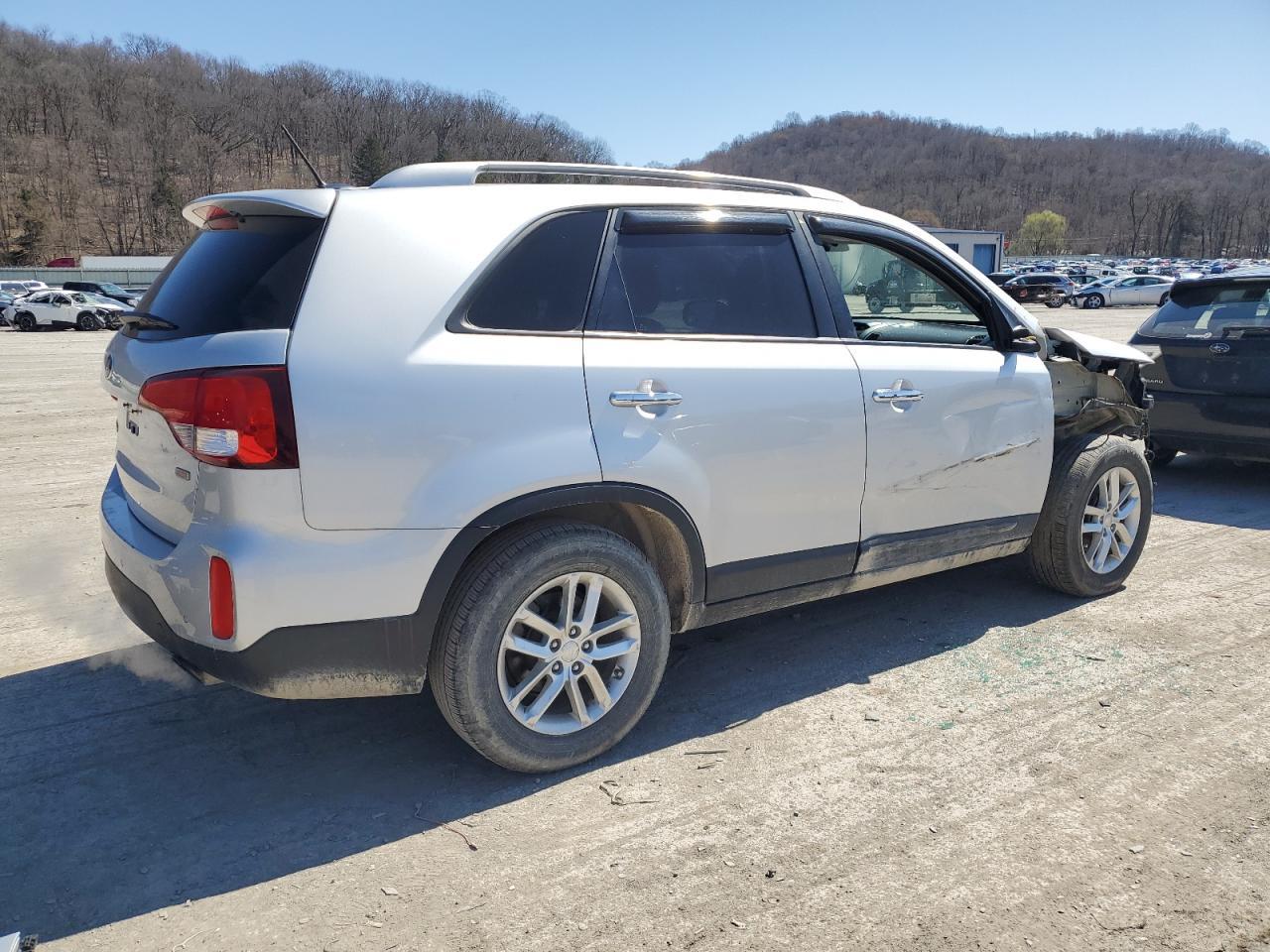 2014 KIA SORENTO LX - Фото 3