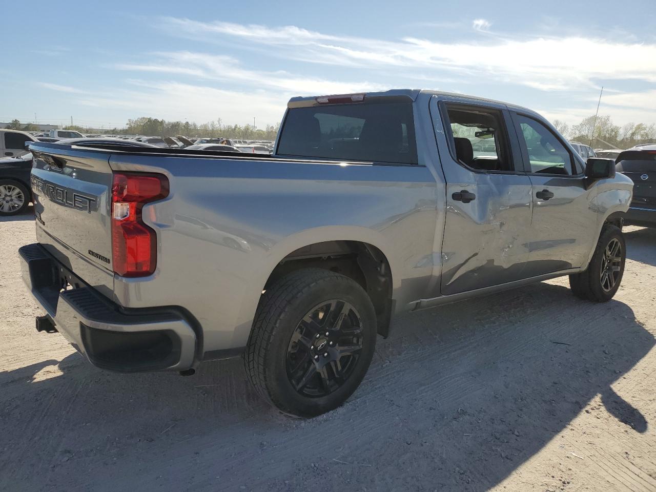 2024 CHEVROLET SILVERADO - Image 3