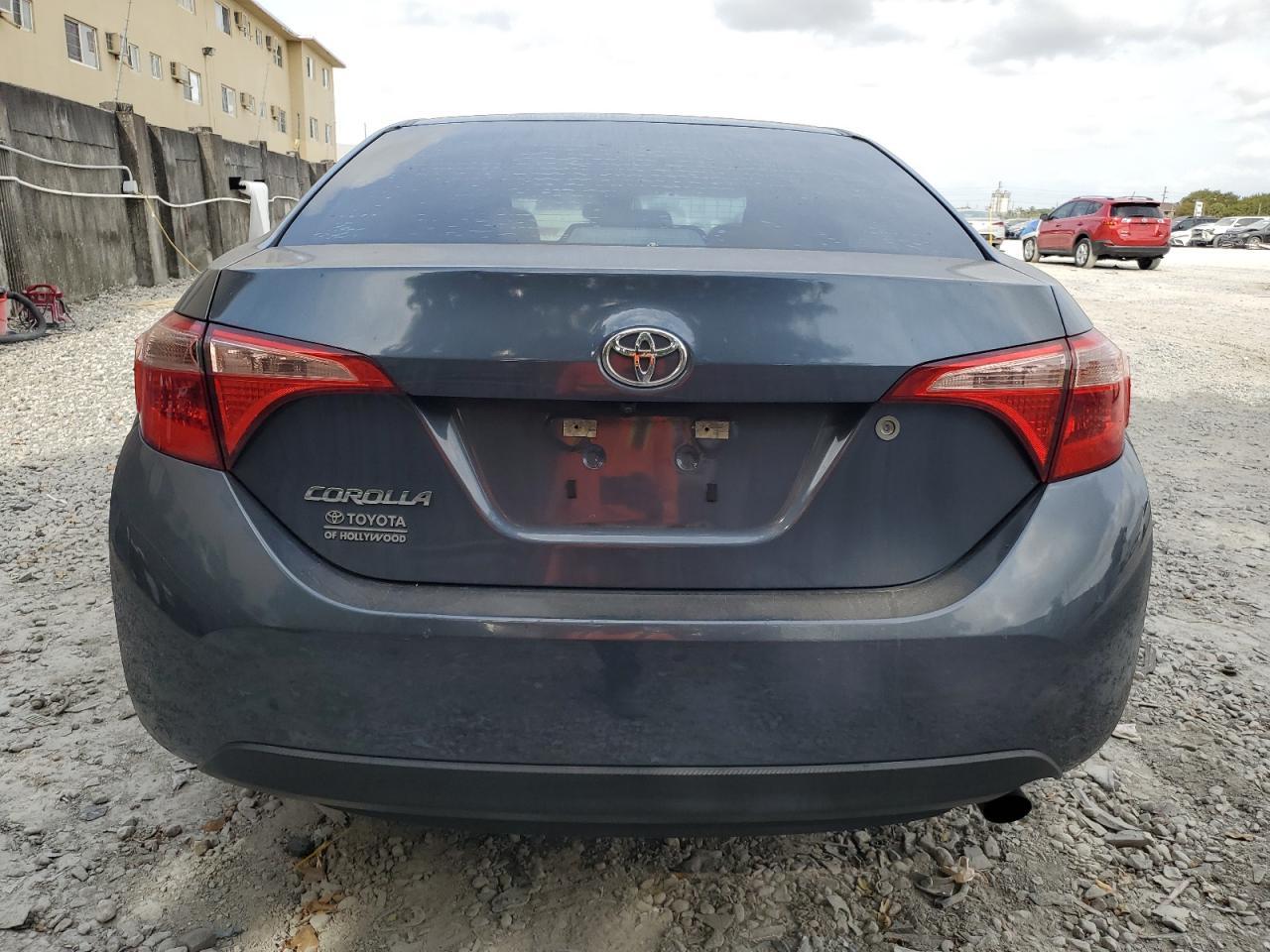 2019 TOYOTA COROLLA L - Image 6