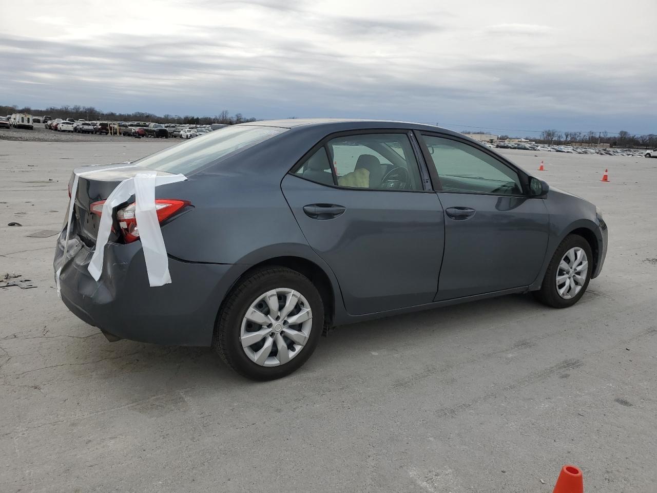 2015 TOYOTA COROLLA L - Image 3