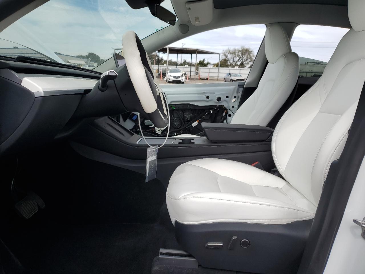 2024 TESLA MODEL Y - Image 7