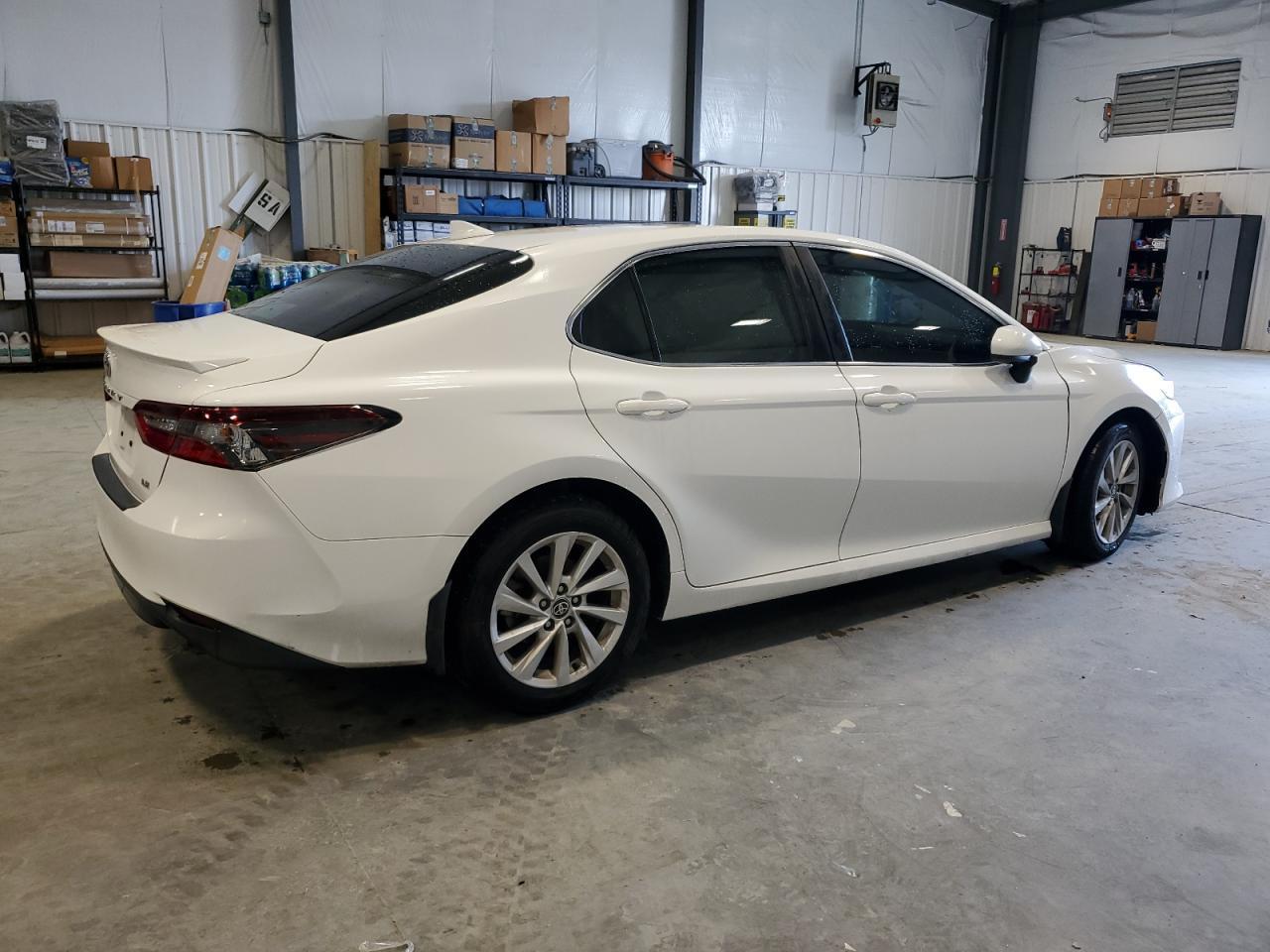 2023 TOYOTA CAMRY LE - Image 3