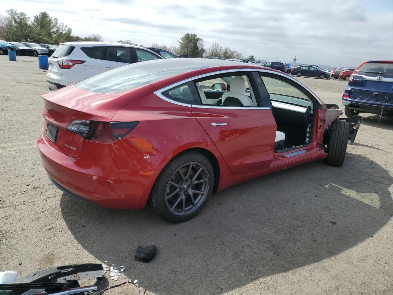2019 TESLA MODEL 3 - Фото 3