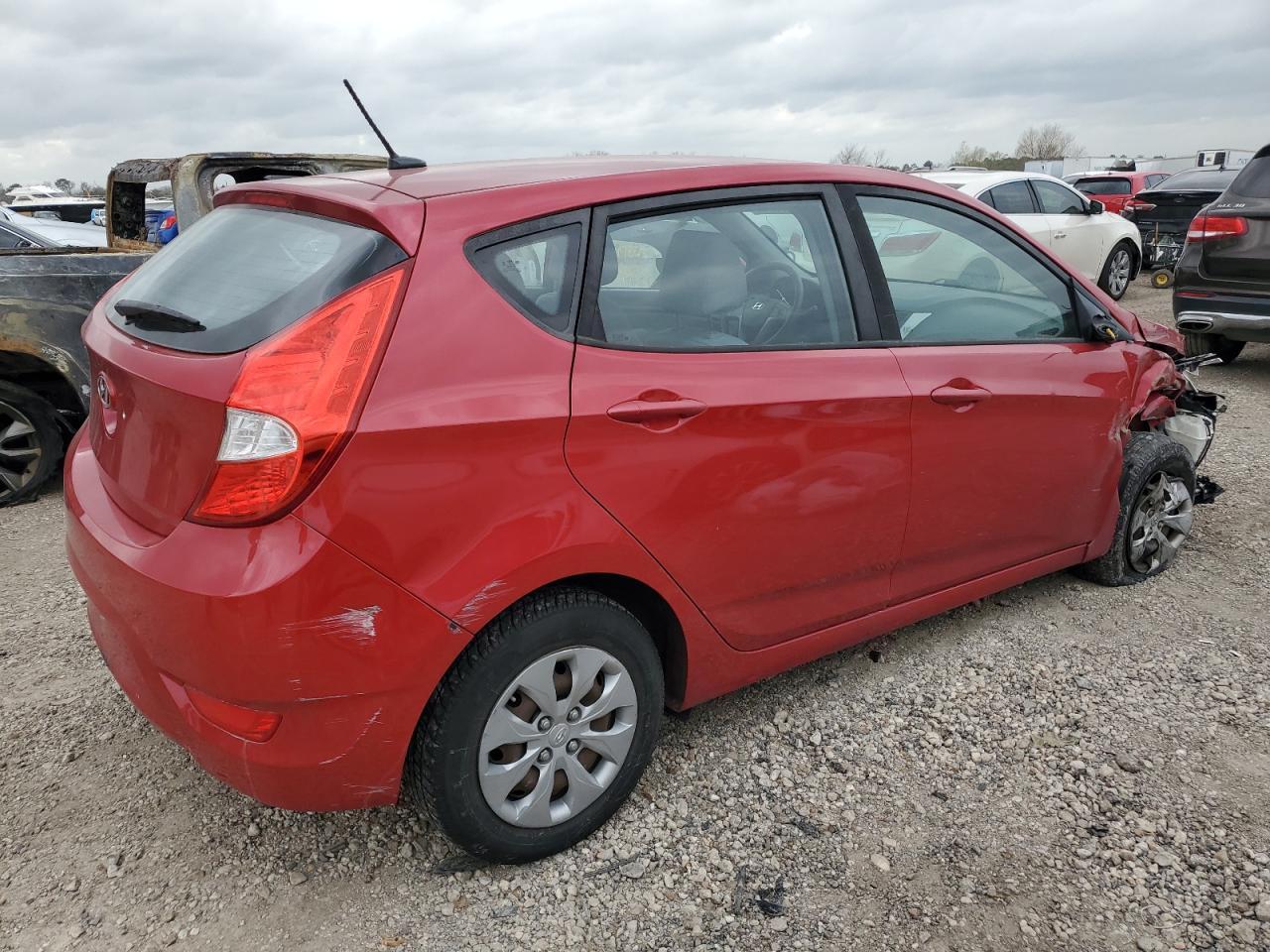 2017 HYUNDAI ACCENT SE - Image 3