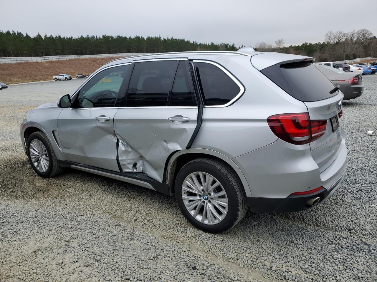 2017 BMW X5 XDRIVE3 - Фото 2