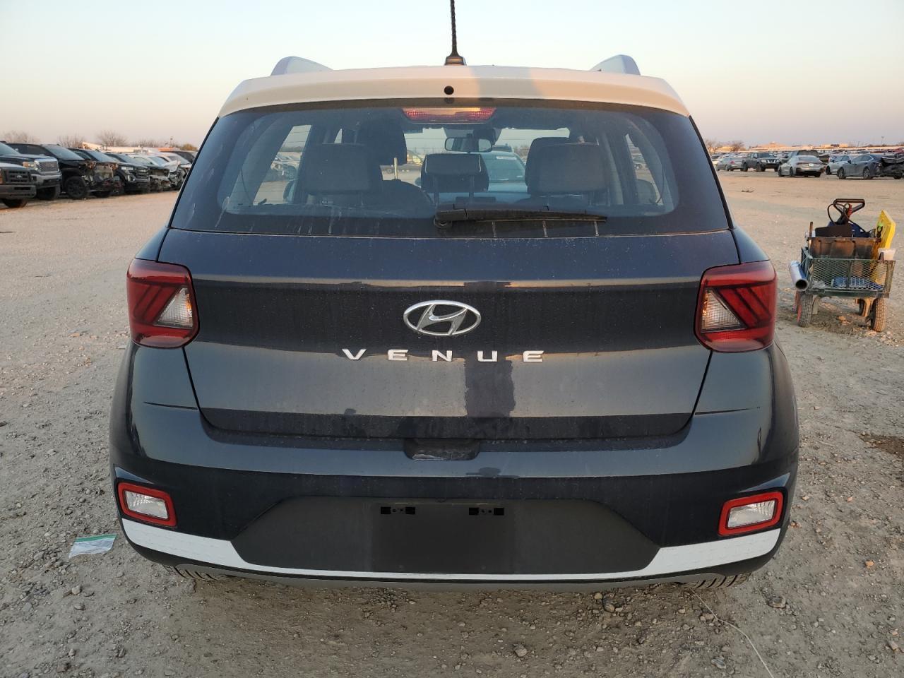 2024 HYUNDAI VENUE SEL - Фото 6