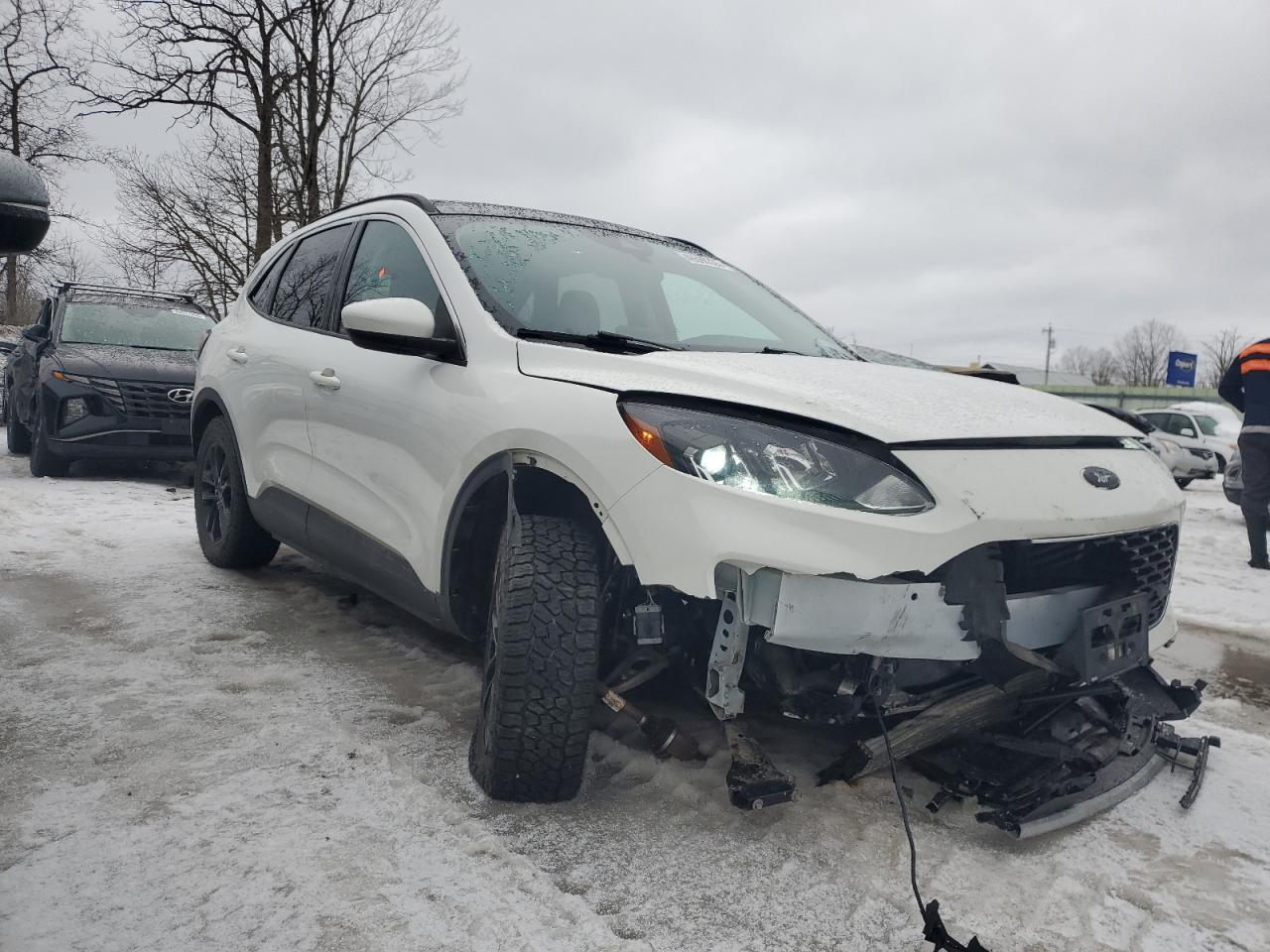 2020 FORD ESCAPE SE - Image 4