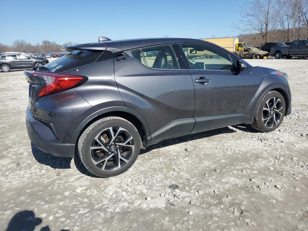 2019 TOYOTA C-HR XLE - Фото 3