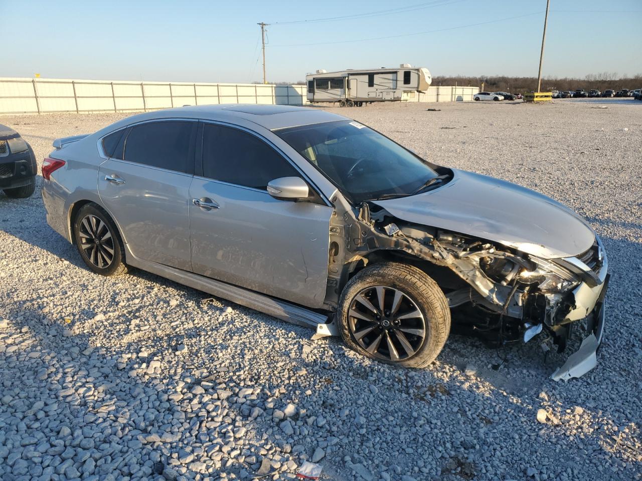 2016 NISSAN ALTIMA 2.5 - Фото 4