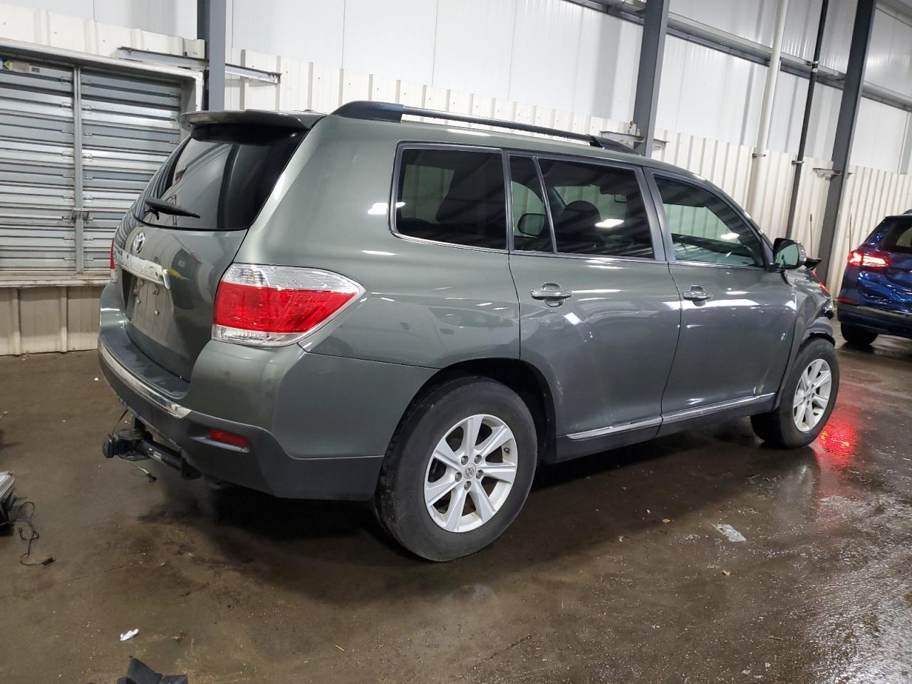2012 TOYOTA HIGHLANDER - Image 3