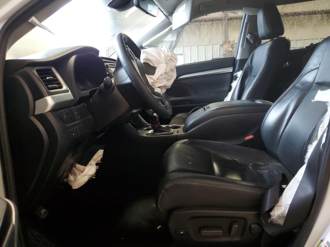 2019 TOYOTA HIGHLANDER - Фото 7