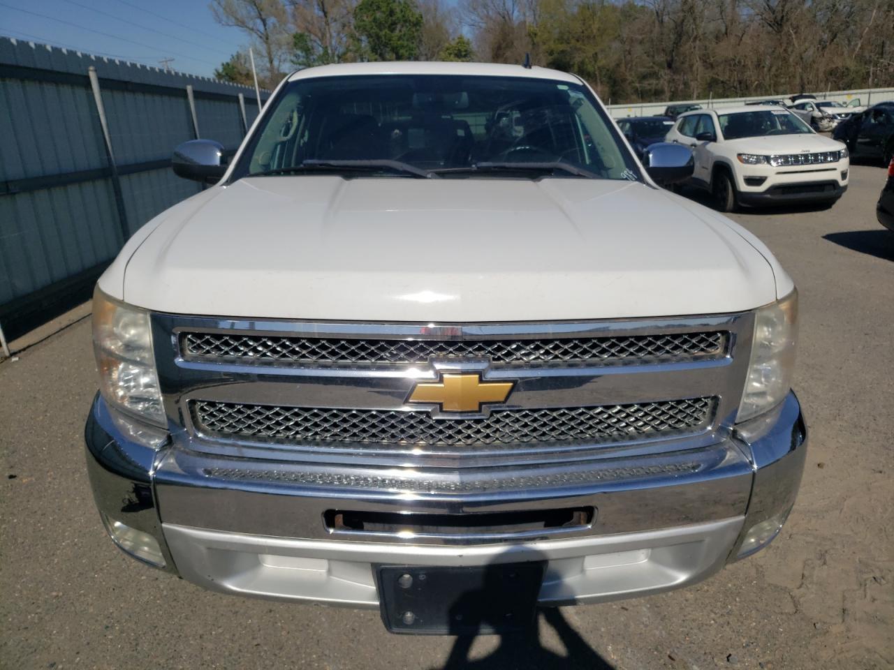 2013 CHEVROLET SILVERADO - Image 5